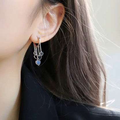 Black LOVE Heart Tassel Earrings（复制）