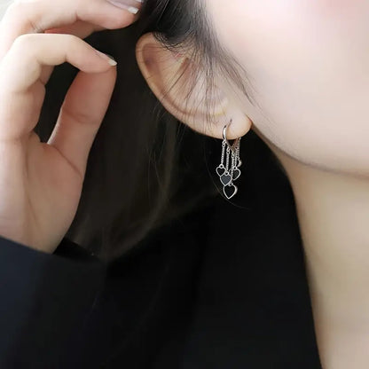 Black LOVE Heart Tassel Earrings（复制）